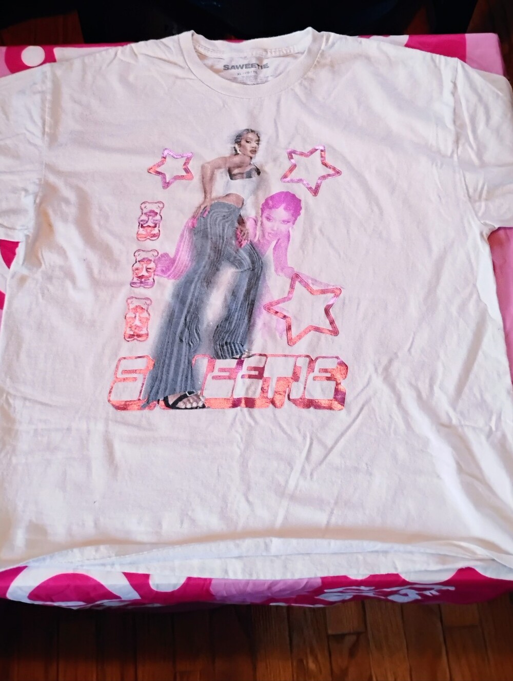 Rap Star Saweetie Pink Foil Tee - Picture 1 of 4